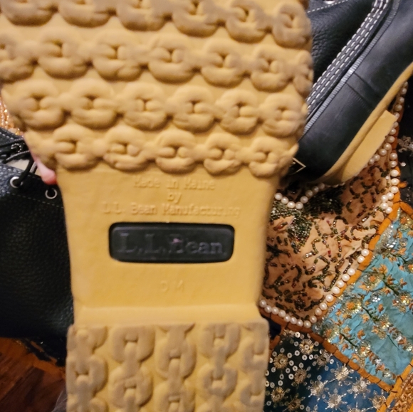 L.L. Bean winter boots - Picture 3 of 7